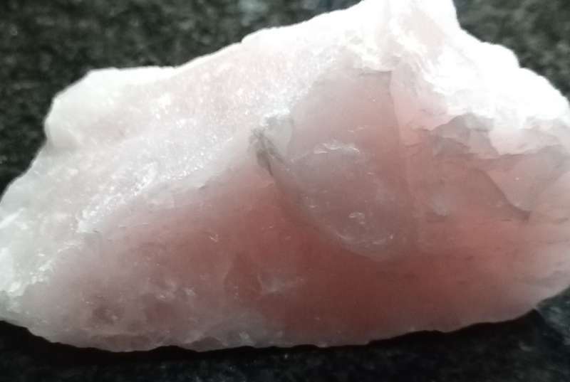 Crystal Rock - Rose Quartz / The stone of Love & Friendship / Size: 502g