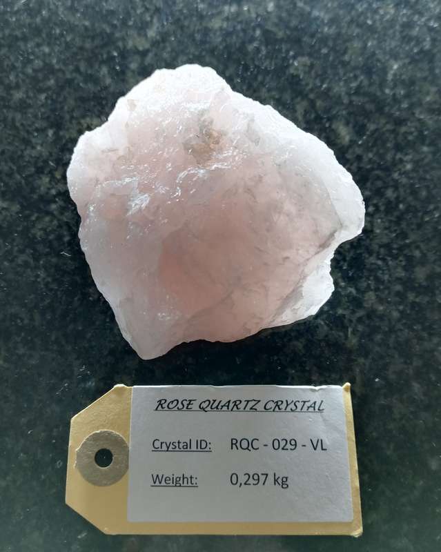 Crystal Rock - Rose Quartz / The stone of Love & Friendship / Size: 297g