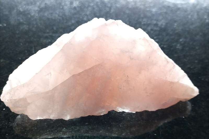 Crystal Rock - Rose Quartz / The stone of Love & Friendship / Size: 410g