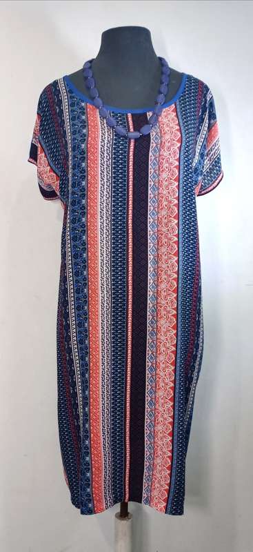 Shift Dress by VANILLA LEE / Size: Large (to fit Ladies 38 - 40)
