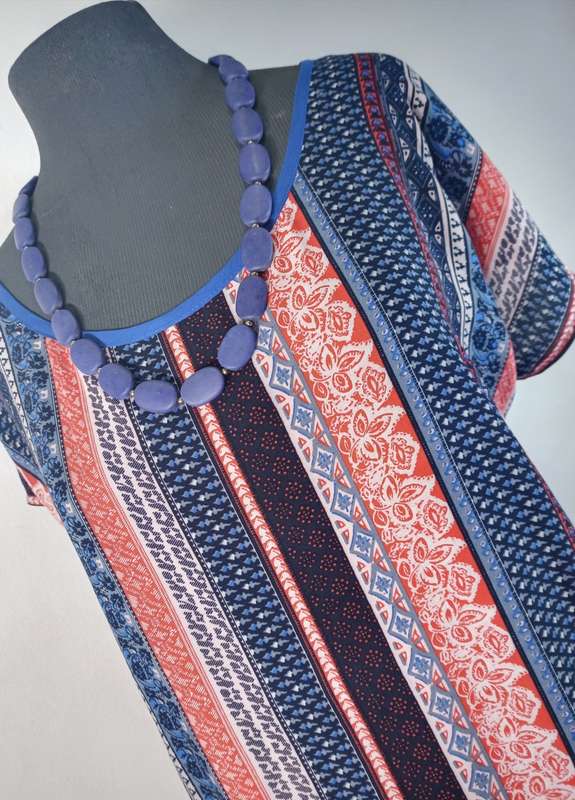 Shift Dress by VANILLA LEE / Size: Large (to fit Ladies 38 - 40)