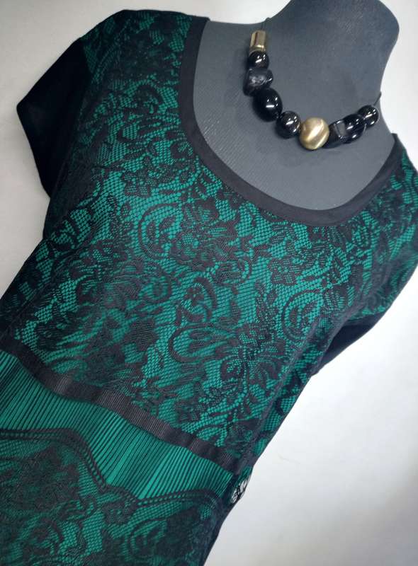 Shift Dress by VANILLA LEE / Size: Large (to fit Ladies 38 - 40)