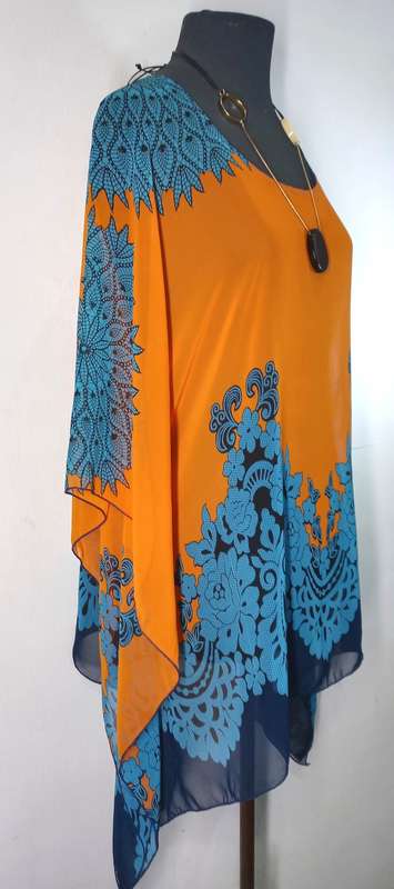Kaftan Top by VANILLA LEE / Size: L / XL (to fit ladies size 38, 40, 42)
