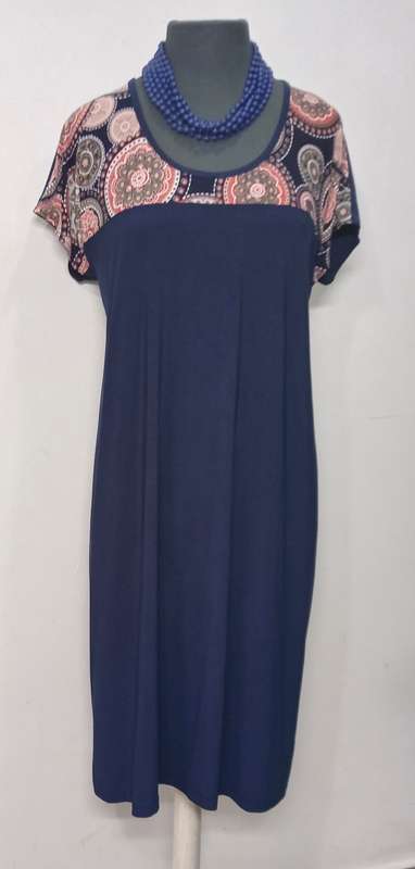 Ladies Dress - Summer Dress / Size: L-XL (ladies size 40, 42, 44)