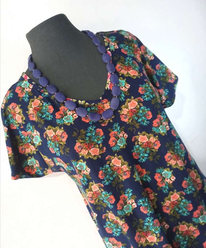 Shift Dress by VANILLA LEE / Size: Large (ladies 38, 40, 42)