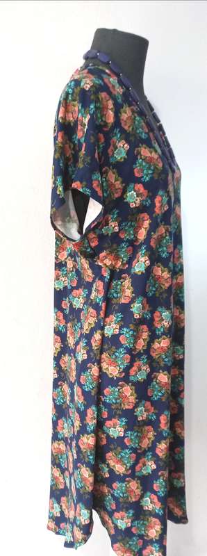 Shift Dress by VANILLA LEE / Size: Large (ladies 38, 40, 42)