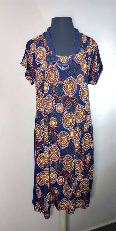 Shift Dress by VANILLA LEE / Size: L-XL (ladies size 38, 40, 42)