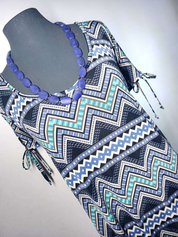 Ladies Dress by VANILLA LEE / Size: XXL (ladies size 44, 46, 48)