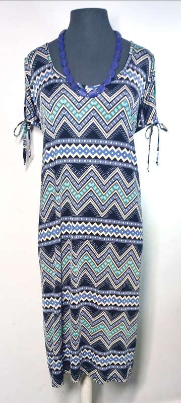 Ladies Dress by VANILLA LEE / Size: XXL (ladies size 44, 46, 48)