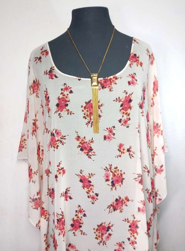 Kaftan Top by VANILLA LEE / Size: XXL (To fit ladies sizes 42, 44, 46)