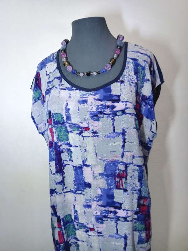 Ladies Dress by VANILLA LEE / Size: (L) Large (Ladies size 38, 40)