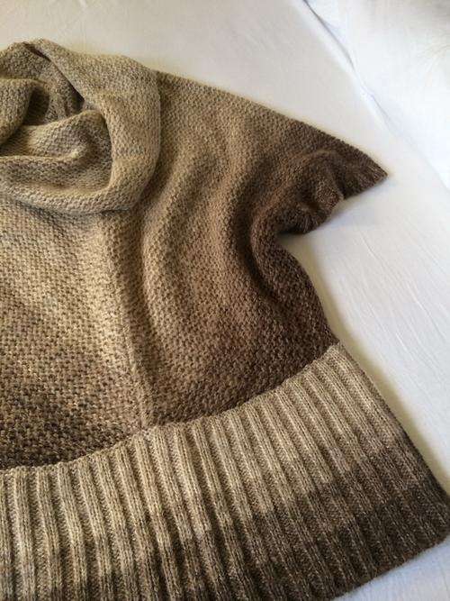 LUXURY KNIT JERSEY FROM TRUWORTHS - SIZE MEDIUM (will fit ladies sizes 12-14) R370.00 worn once