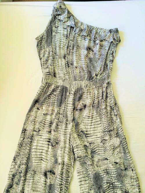 ANIMAL PRINT ALL IN ONE JUMPSUIT / OFF THE SHOULDER WITH FRILL DETAIL - SIZE 42
