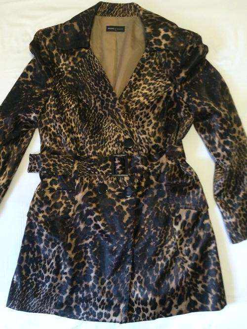 OASIS by FOSCHINI - ANIMAL PRINT COAT IN A STUNNING QUALITY SILKY FABRIC - SIZE 16