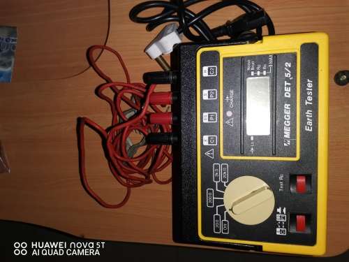 Megger DET 5/2 earth tester.
