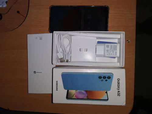 Samsung galaxy A32 brand new