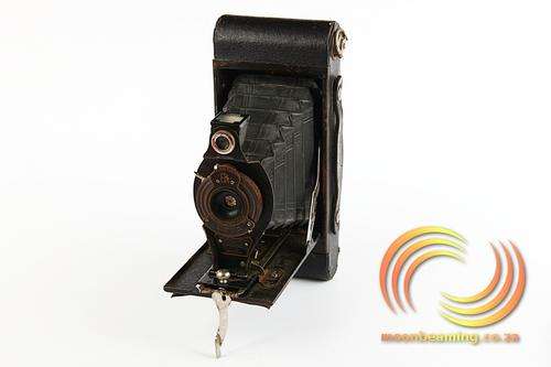 no2 A Folding Autographic Brownie