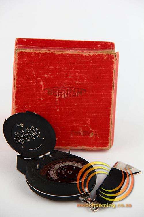 Bertram Chronos Light Meter (1950)