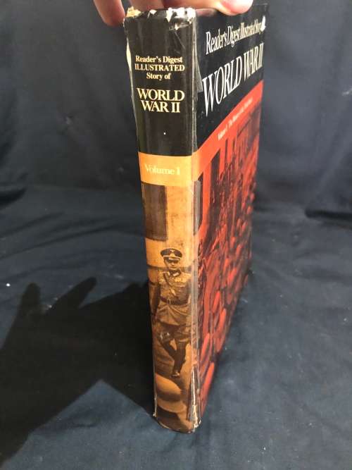 Book Readers Digest World War II Volume illustrated