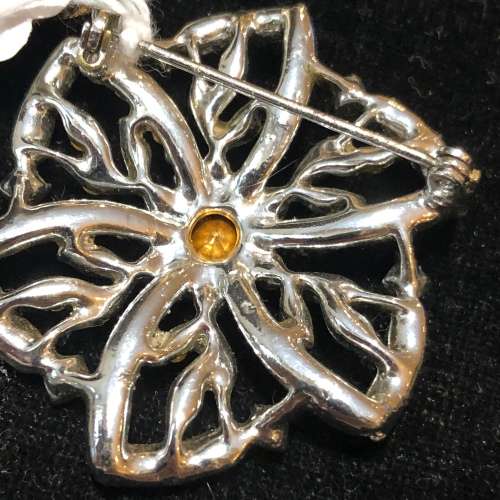Brooch(MIS15)