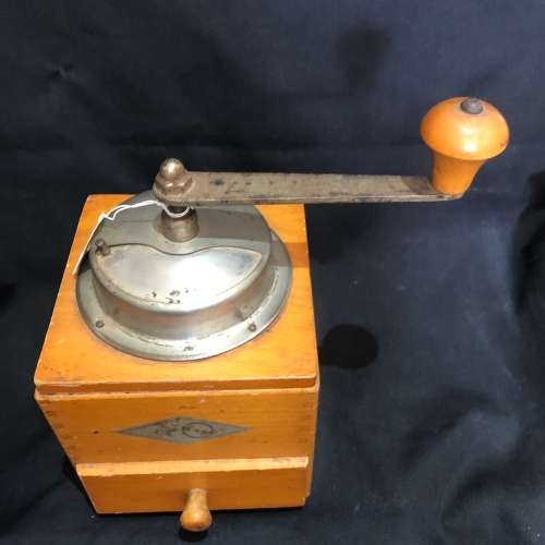 Coffee grinder Kand M(MIS224)