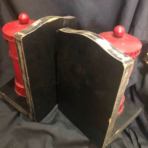 Bookends (MIS211)