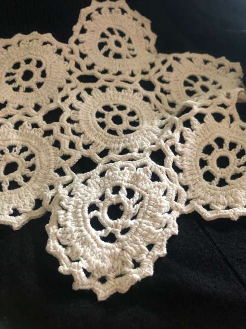 Doily crochet each(F)
