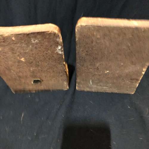Book ends