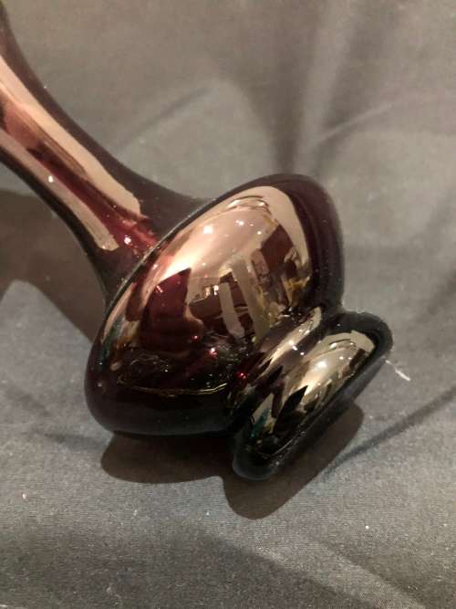 Vase purple