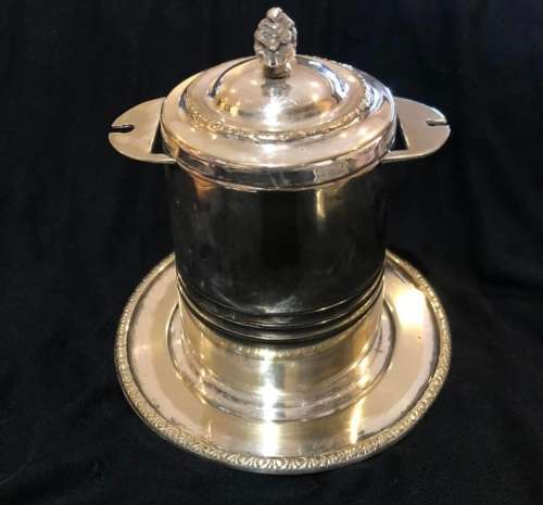 Tea caddy
