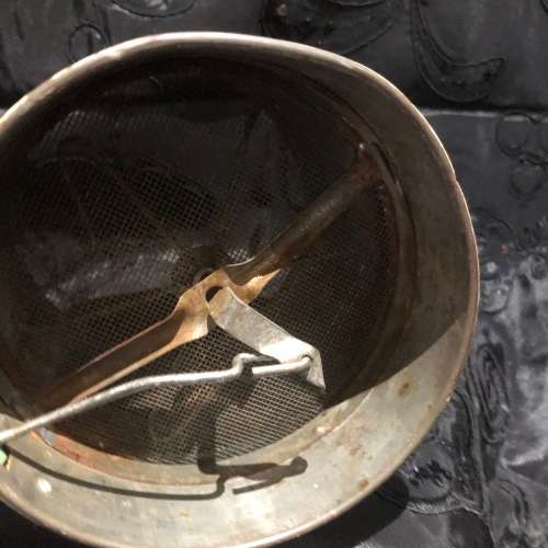 Sieve hand Tala