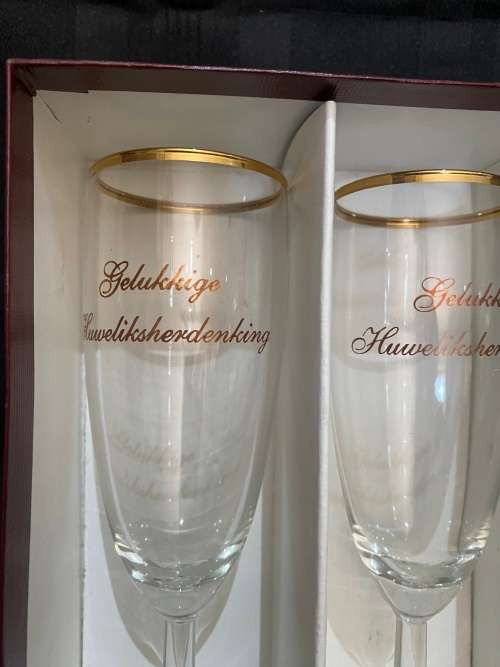 Glasses champagne Gelukkige Herdenking