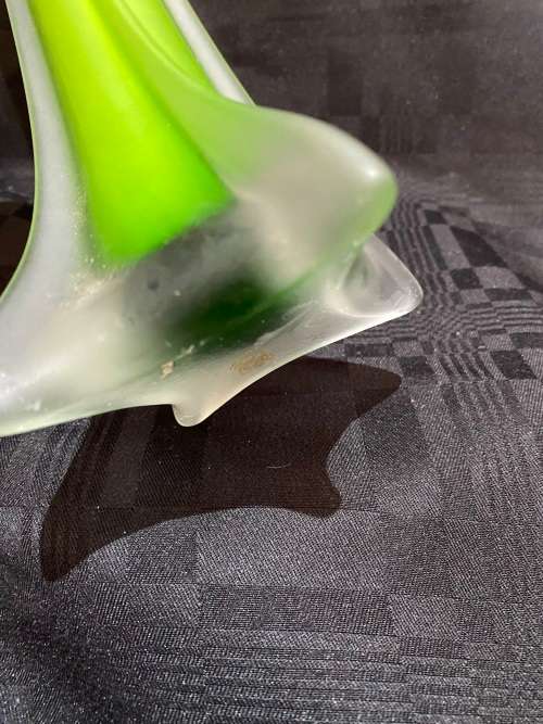 Vase green