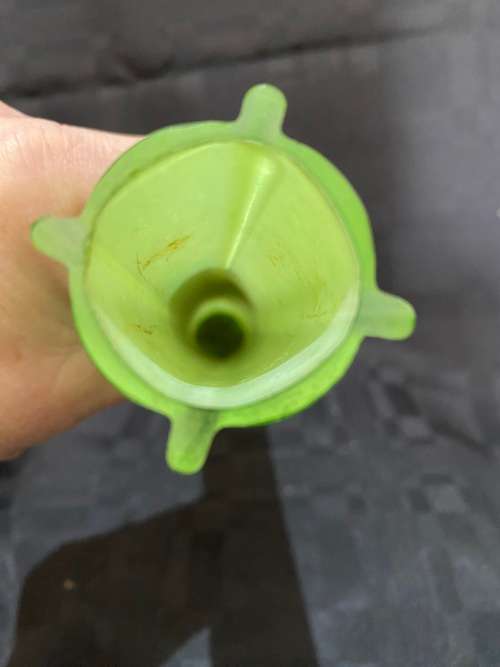 Vase green
