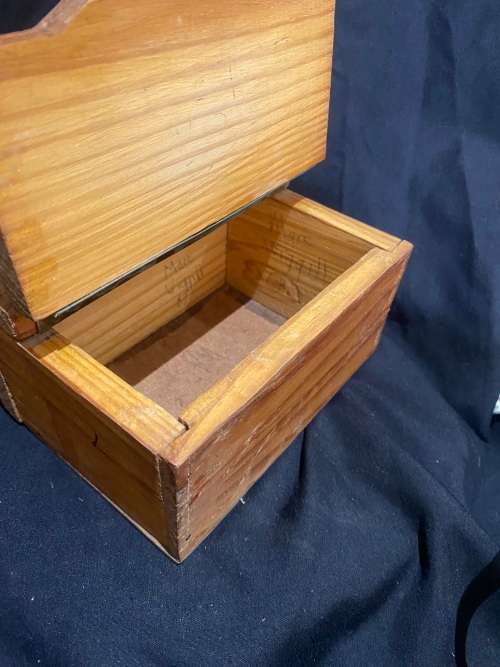 Salt box wood