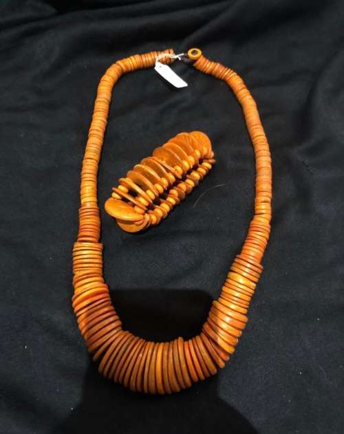 Necklace and bangle set