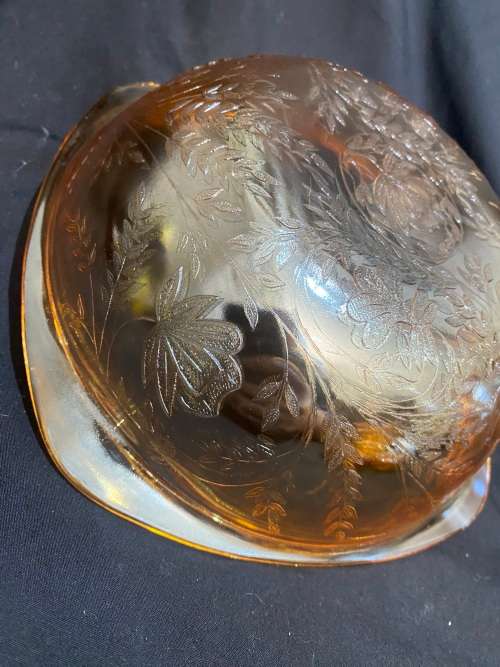 Bowl Carnival Glass Marigd