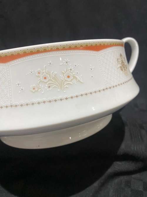 Tureen lidded Noritake Contessa