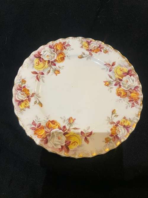 Cake/side plates Royal Albert Lenora