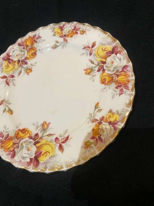 Cake/side plates Royal Albert Lenora