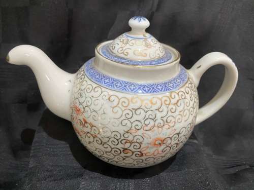 Teapot Oriental