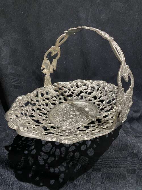 Bowl/Basket biscuit/chocolate basket(U)