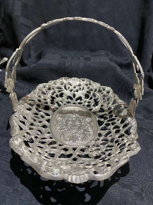 Bowl/Basket biscuit/chocolate basket(U)