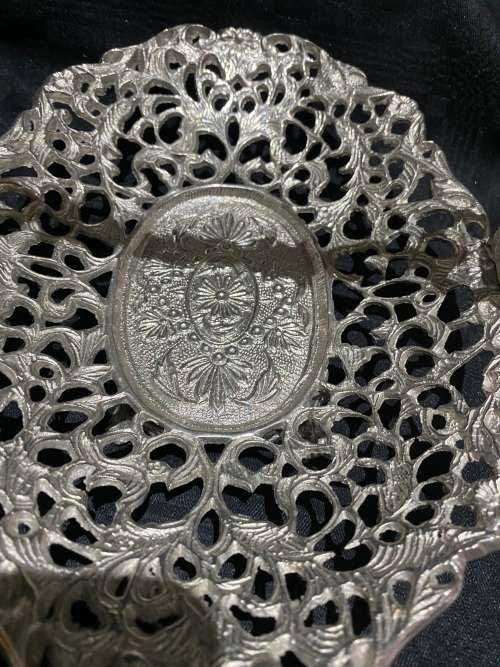 Bowl/Basket biscuit/chocolate basket(U)