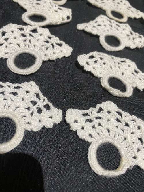 Napkin/serviette holders/rings crochet