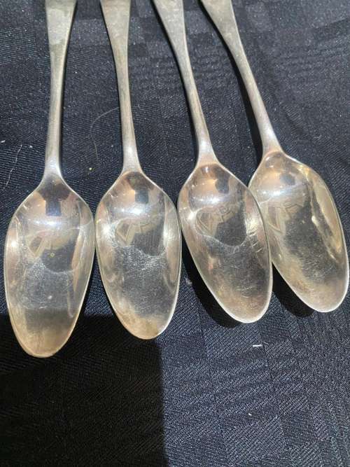 Teaspoons silver plated(E)