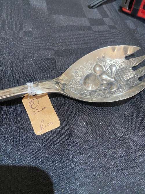 Spoon serving Kings pattern berry spoon(N)