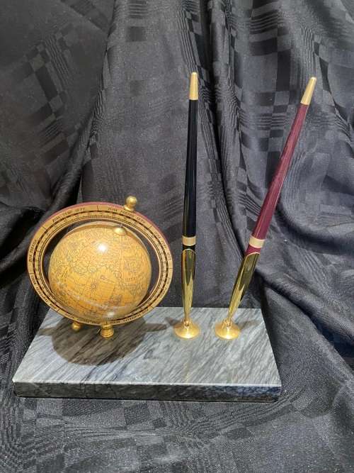 Desk organizer world globe