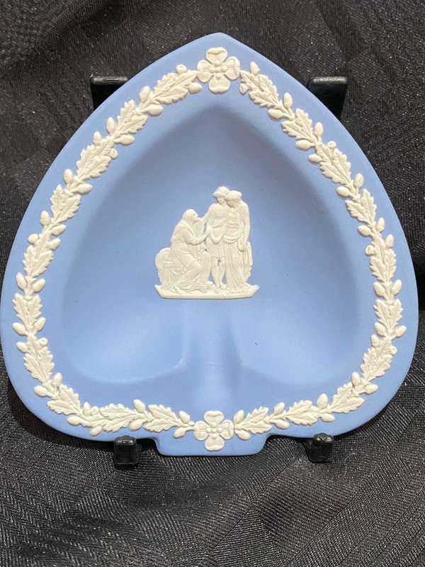 Plate display Wedgwood(K)