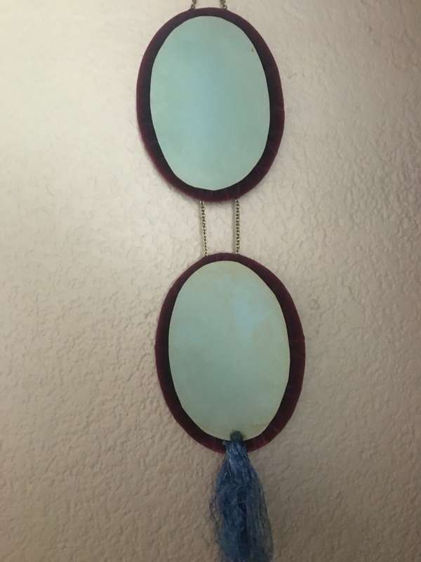 Wall hanging cameo velveteen